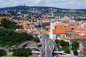 bratislava-1569359_1280